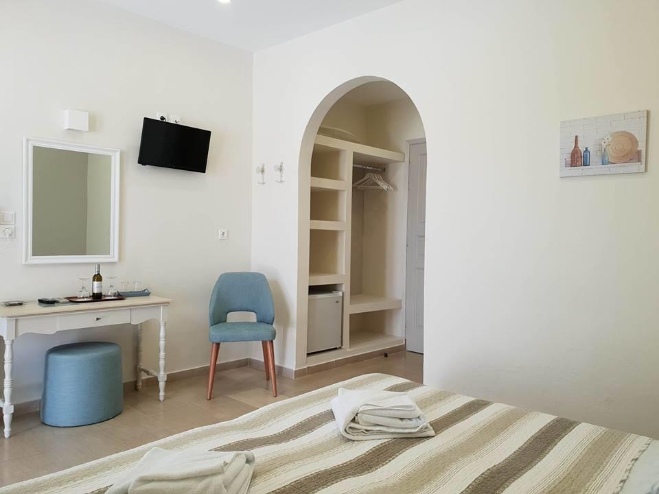 Alkyon Hotel Kamári Extérieur photo